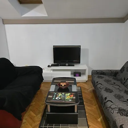 Laki 56 Apartament *